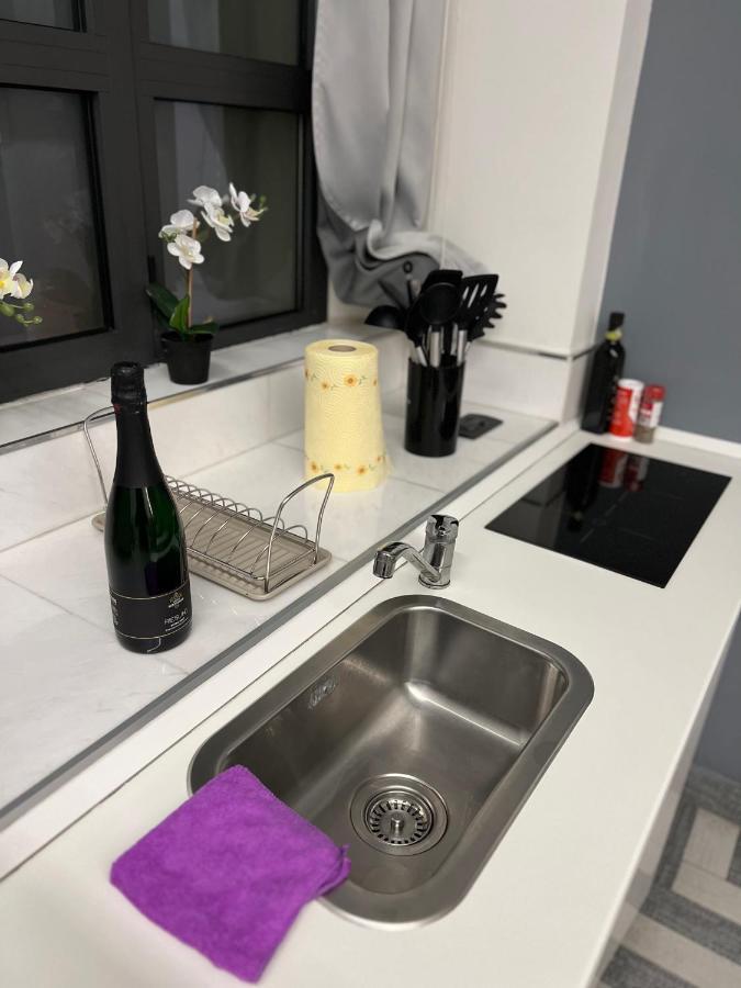Armani House, Superior Apartment In City Center Milánó Kültér fotó